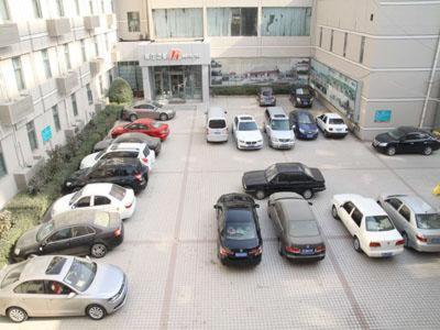 فندق جينجيانج إن طريق زينجزهو هونجكي زينجزو المظهر الخارجي الصورة